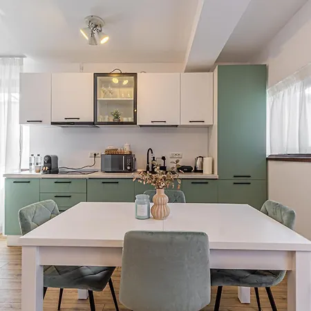 Luxury Collection Aparthotel In Brasov