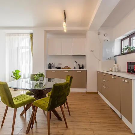 Luxury Collection Aparthotel In Brasov