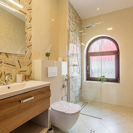 Luxury Collection Aparthotel In Brasov Apartahotel Braşov