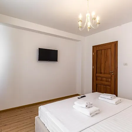شقة فندقية Luxury Collection Aparthotel In Brasov 4*